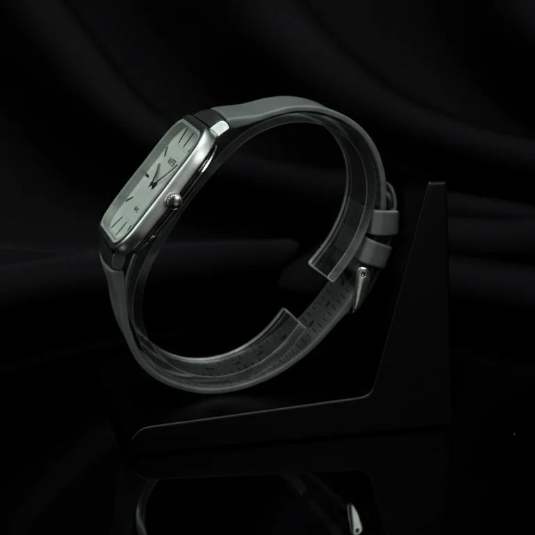 Quartz Silicon Strap Watch